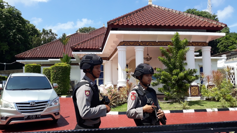 Geledah Rumah Dan Kantor Gubernur Kepri Kpk Temukan Ini Berita Kepri