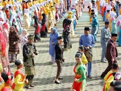 Amsakar dan Li Claudia Menari Bersama Ribuan Pelajar di Hardiknas Batam 2026